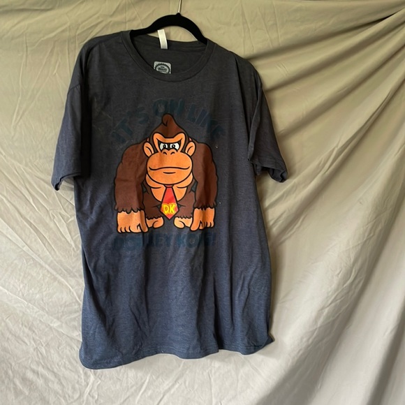 Other - Men’s donkey Kong shirt XL